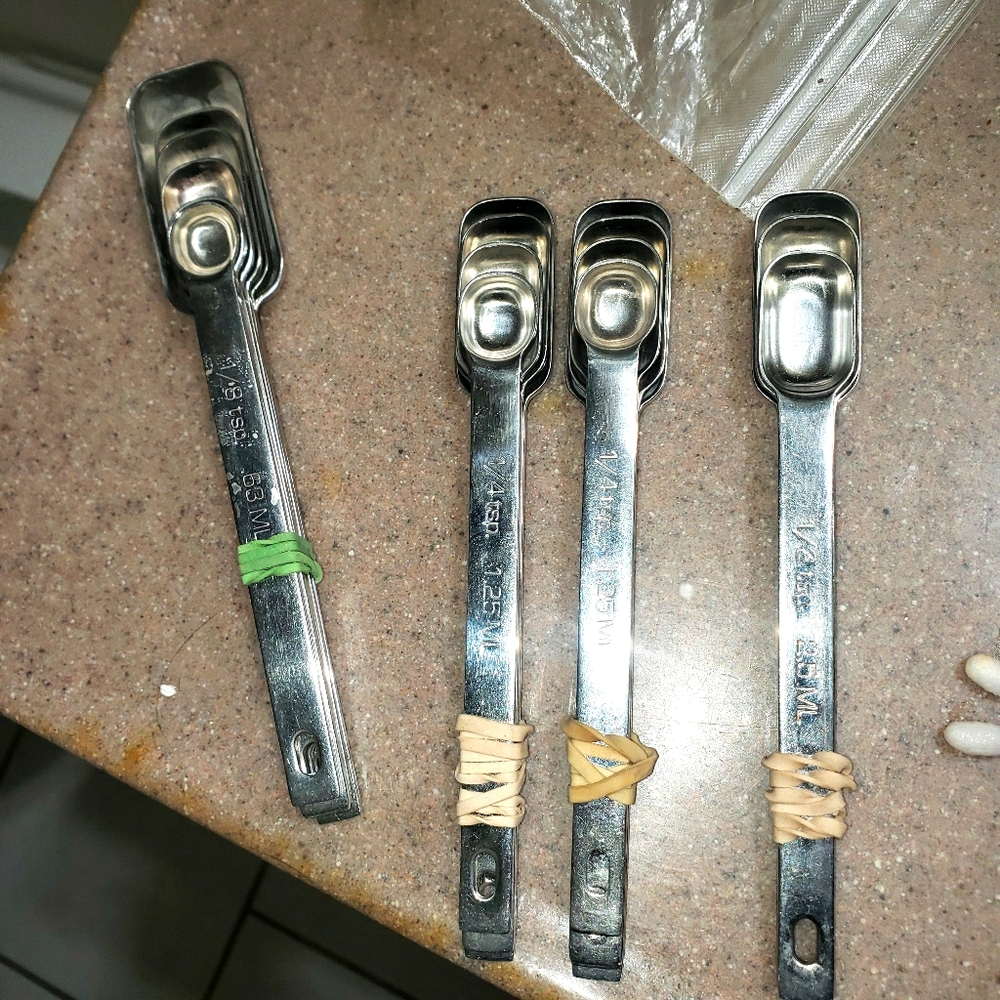 4 sprofessional chef spoons